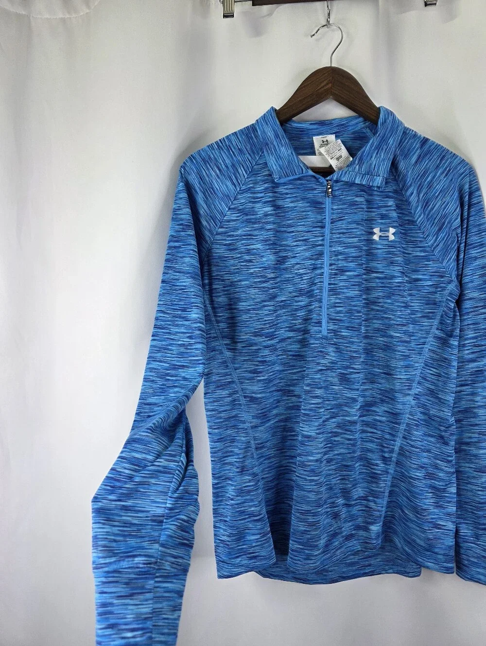 Under Armour Women’s Large Pullover 1/4 Zip Blue Stretch Long Sleeve Lightweight